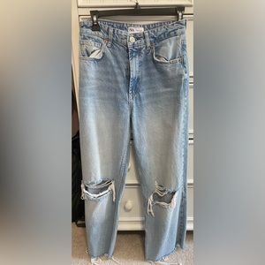 Zara Light wash Ripped Straight Leg Jeans